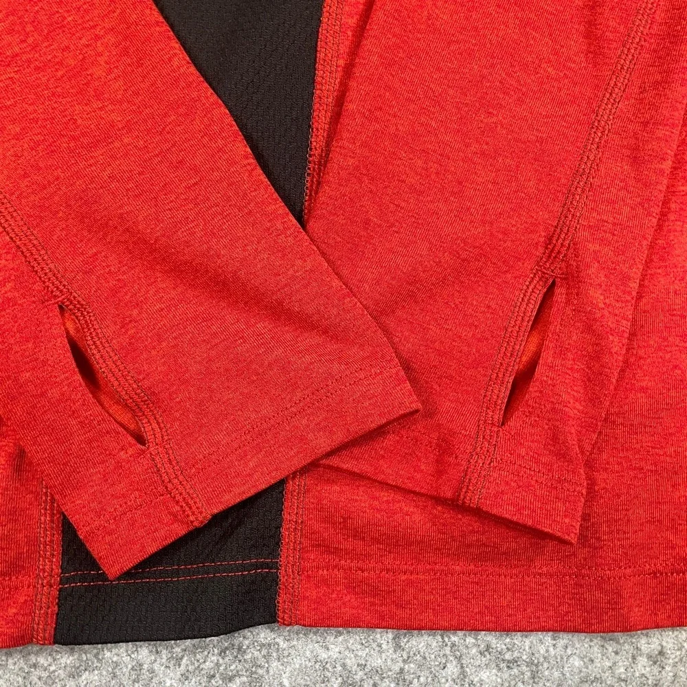 The North Face FlashDry-XD Mens Performance Quarter-Zip Pullover M Red
